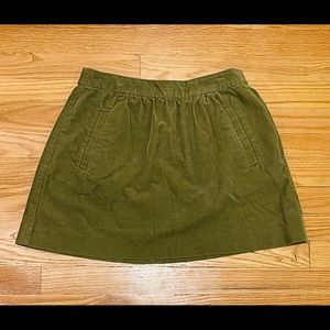 {J Crew} Olive Green Corduroy mini Skirt. Size 4